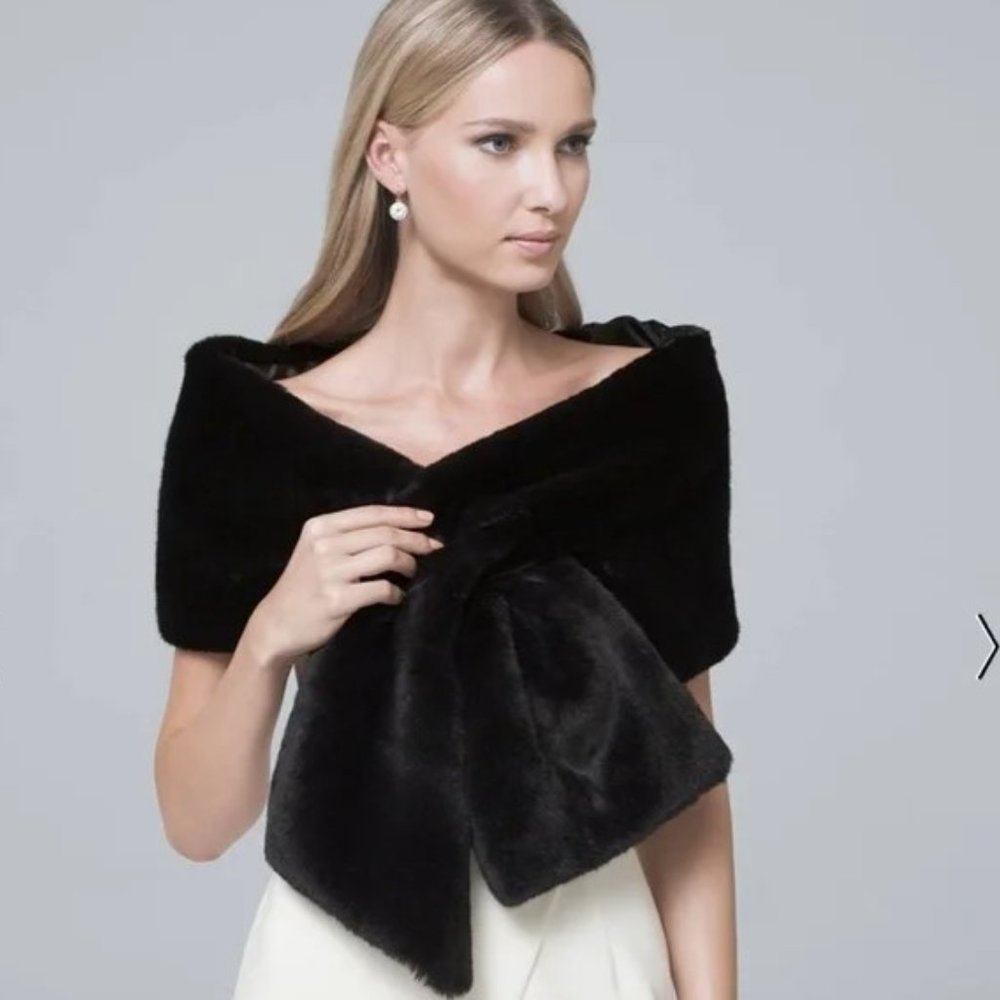White House Black Market Winter Faux Fur Wrap L/ XL